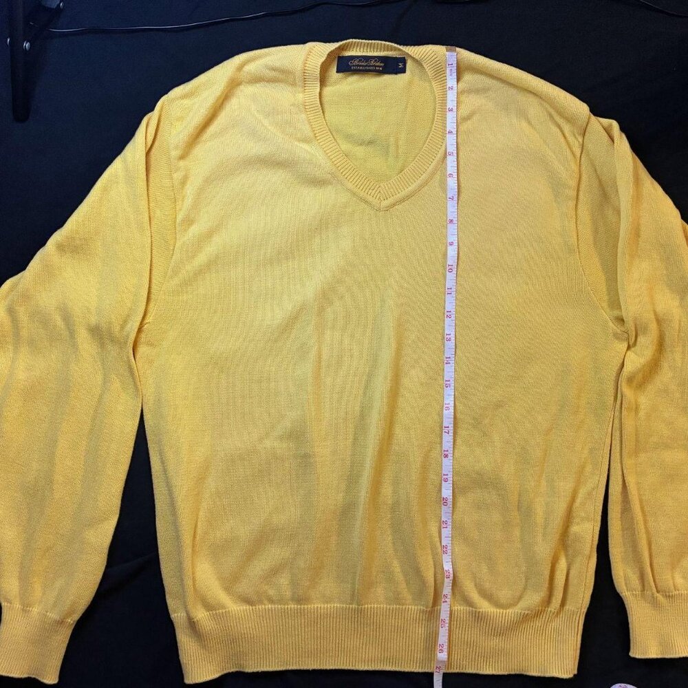 Men's Brooks Brothers, Yellow Sweater, Size Medium, V Neck - Picture 5 of 5